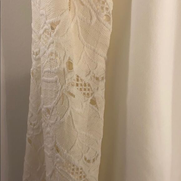 DREW Top with Lace Sleeves - Picture 3 of 12